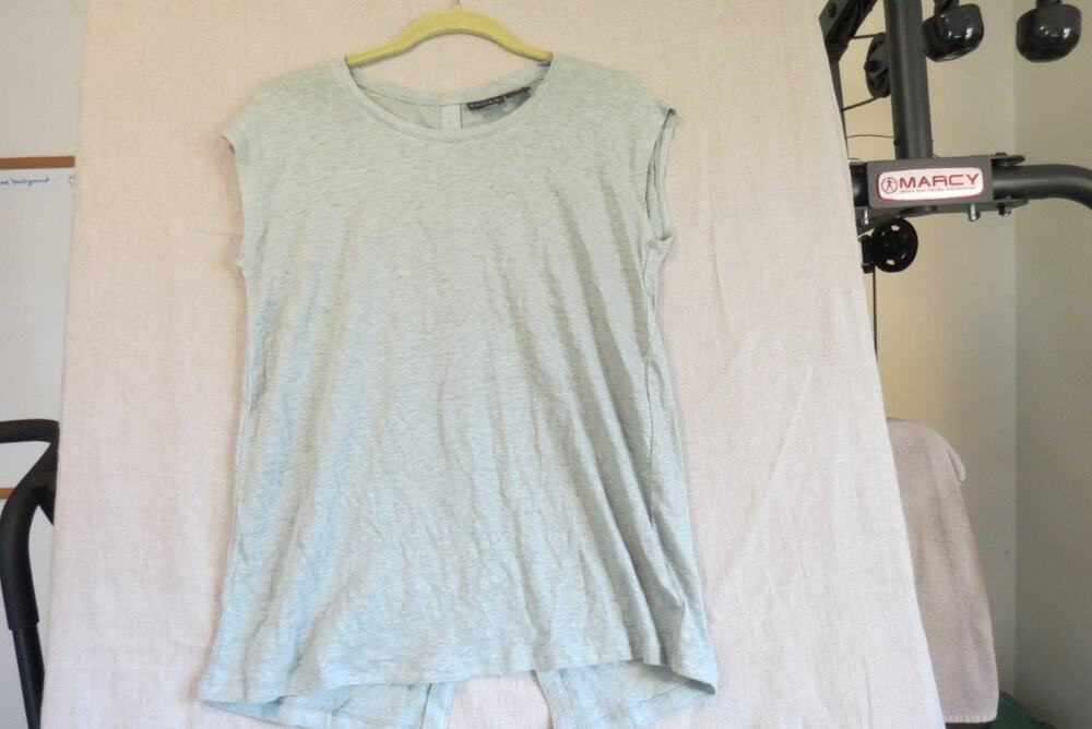 Tahari Light Green 100% Linen High-Low Top
